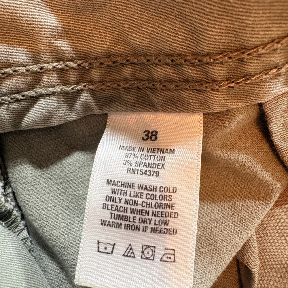 Aero Cargo Shorts Mens 38 Olive Green Cotton Stretch Casual Outdoor Hiking